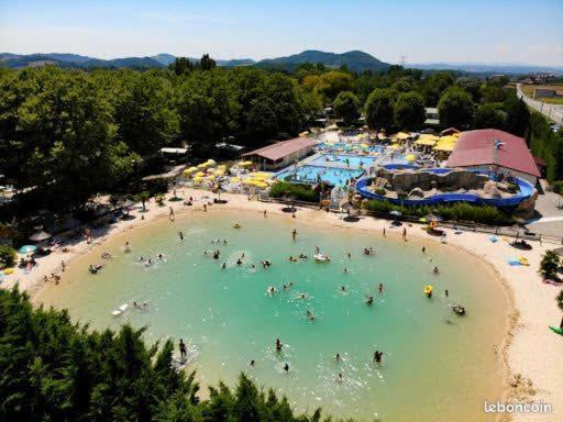 Mobilhome 6 Personnes Camping 4* Chateauneuf-de-Galaure Zewnętrze zdjęcie